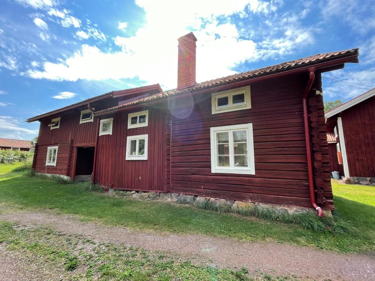 Dalastuga Med Tillgang Till Badplats Leksand Exteriér fotografie